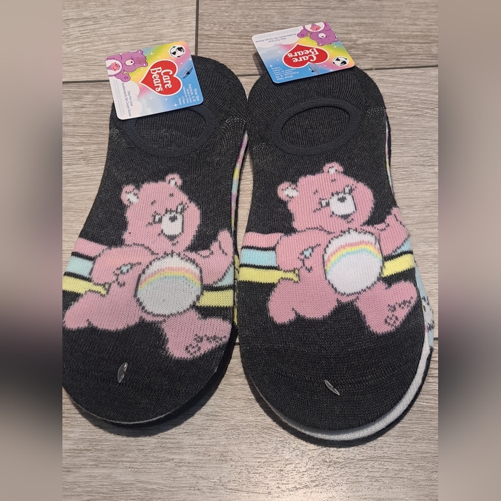 Brand New Ladies Care Bears 3 pairs stay put liner ; shoe size 4-10